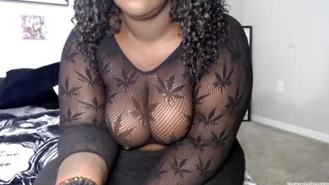 Snapshot of southerngothgoddess chatting on 09.27.25 SG online show from 09.27.25