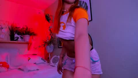 Snapshot of soy_sarah chatting on 02.26.25 Sarah Valentina online show from 02.26.25