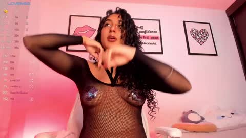 Snapshot of soyjuliana19 chatting on 01.14.25 Juliana online show from 01.14.25