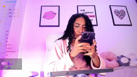 Snapshot of soyjuliana19 chatting on 02.06.25 Juliana online show from 02.06.25