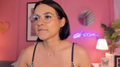 Snapshot of soysaraa_ chatting on 01.27.25 Aleja online show from 01.27.25