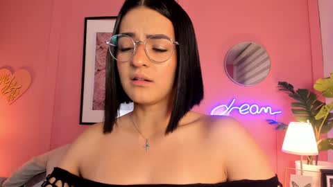 Snapshot of soysaraa_ chatting on 02.01.25 Aleja online show from 02.01.25
