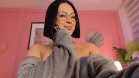 Snapshot of soysaraa_ chatting on 02.21.25 Aleja online show from 02.21.25