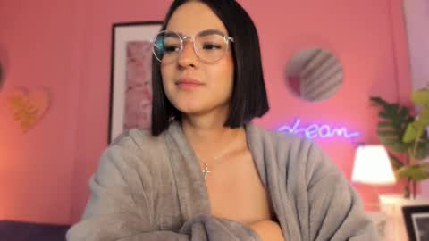 Snapshot of soysaraa_ chatting on 02.21.25 Aleja online show from 02.21.25