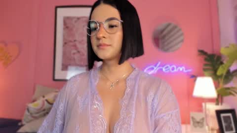Snapshot of soysaraa_ chatting on 02.22.25 Aleja online show from 02.22.25