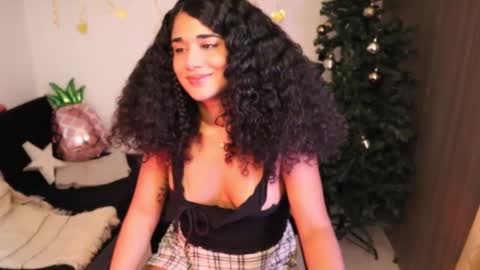 Snapshot of soytropicalfruit chatting on 12.11.24 You want to talk to me more personal follow me in My Channel VIP 50 the discount online show from 12.11.24