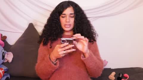 Snapshot of soytropicalfruit chatting on 02.26.25 You want to talk to me more personal follow me in My Channel VIP 50 the discount online show from 02.26.25