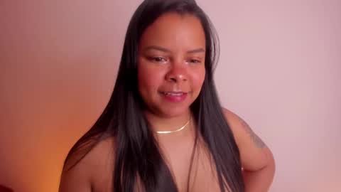 Snapshot of soytucolor chatting on 10.05.25 Paula add me on snap online show from 10.05.25