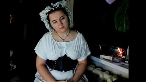 Snapshot of spanking_girls chatting on 01.21.25 Evgenia online show from 01.21.25