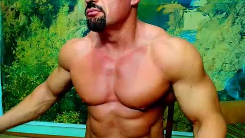 Snapshot of spartacusdom chatting on 10.14.25 spartacusdom online show from 10.14.25