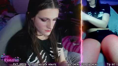 Snapshot of spicykendra chatting on 09.25.25 Kendra online show from 09.25.25