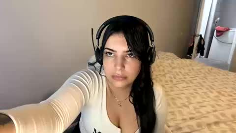 Snapshot of spicymami0333 chatting on 10.13.25 spicymami0333 online show from 10.13.25