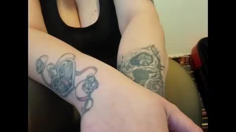 Vanessa Spade online show from 02.28.25