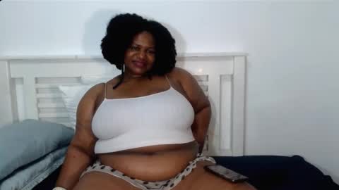 Snapshot of splendidtalitha chatting on 09.17.25 SplendidTalitha online show from 09.17.25