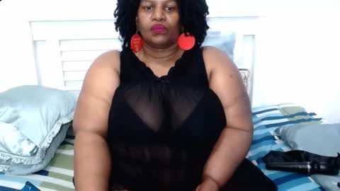 Snapshot of splendidtalitha chatting on 10.16.25 SplendidTalitha online show from 10.16.25