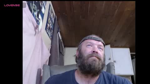 Snapshot of squegly chatting on 09.08.25 Bryan online show from 09.08.25