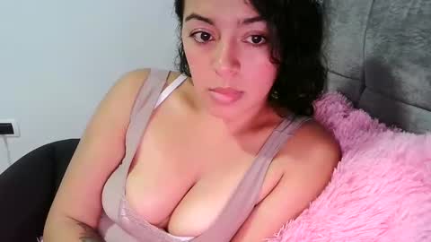 squirthotlovers online show from 11.14.25