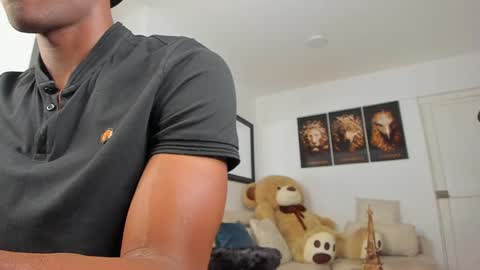Snapshot of sr_smit_hot chatting on 01.16.25 ANDR online show from 01.16.25