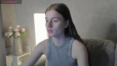 Stacey GMT5 Mo Tu We Th Fr Sa 3am -10am online show from 12.13.24