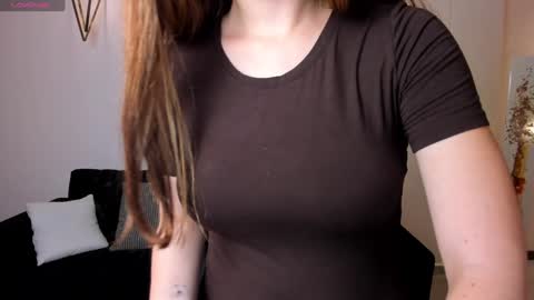 Stacy Woods online show from 12.02.24