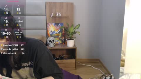 Snapshot of stacy_davise chatting on 01.22.25 STACY online show from 01.22.25