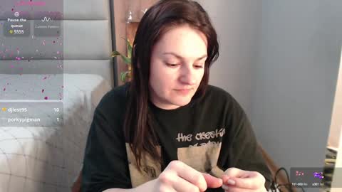 Snapshot of stacy_davise chatting on 02.05.25 STACY online show from 02.05.25