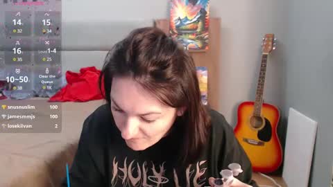 Snapshot of stacy_davise chatting on 02.10.25 STACY online show from 02.10.25