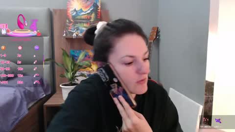 Snapshot of stacy_davise chatting on 02.21.25 STACY online show from 02.21.25