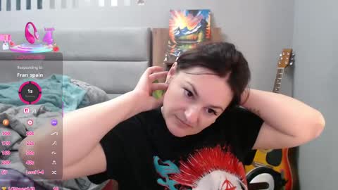 Snapshot of stacy_davise chatting on 02.22.25 STACY online show from 02.22.25