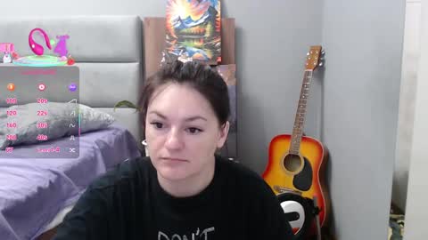 Snapshot of stacy_davise chatting on 02.23.25 STACY online show from 02.23.25