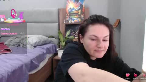 Snapshot of stacy_davise chatting on 02.27.25 STACY online show from 02.27.25