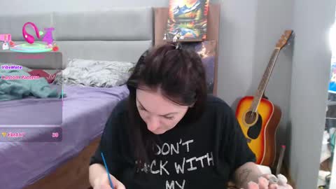 Snapshot of stacy_davise chatting on 02.28.25 STACY online show from 02.28.25