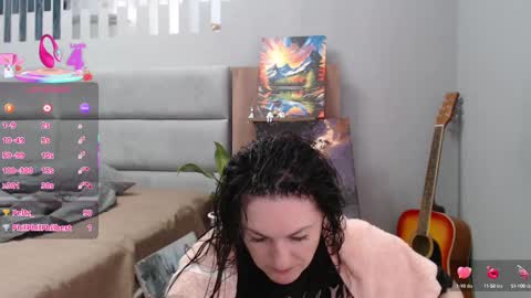 Snapshot of stacy_davise chatting on 03.03.25 STACY online show from 03.03.25