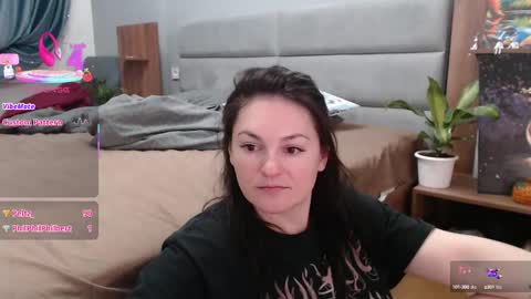 Snapshot of stacy_davise chatting on 03.03.25 STACY online show from 03.03.25
