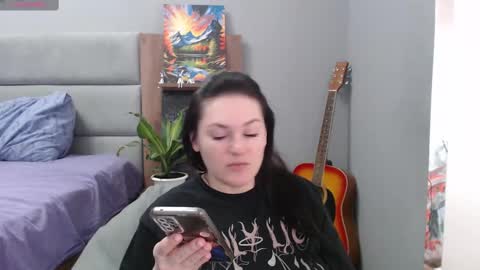 Snapshot of stacy_davise chatting on 03.12.25 STACY online show from 03.12.25