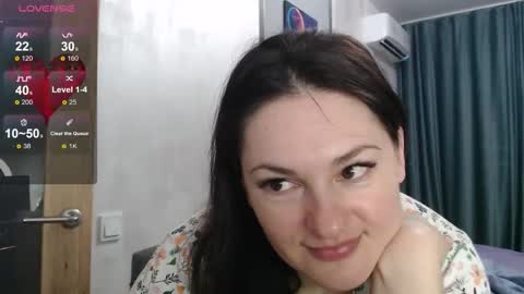 Snapshot of stacy_davise chatting on 09.15.25 STACY online show from 09.15.25
