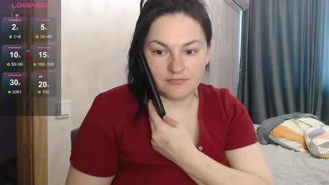 Snapshot of stacy_davise chatting on 09.26.25 STACY online show from 09.26.25