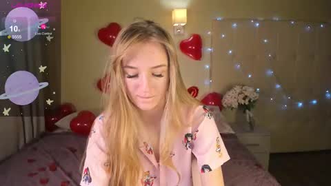 Snapshot of stacy_riiver chatting on 02.14.25 Stacy Mon Tue Wed Thu Fri Sun GMT GMT 3 1000am - 0400pm online show from 02.14.25