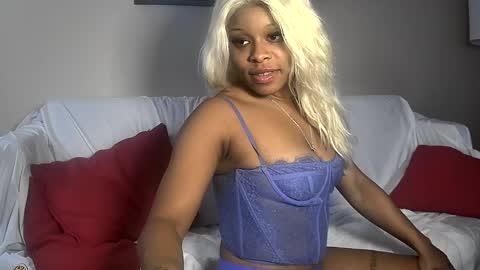 Snapshot of stacy_sworld chatting on 10.26.25 Stacy online show from 10.26.25