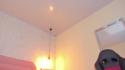 KEIMI  online show from 02.15.25