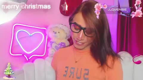 Snapshot of star_mor_ chatting on 12.18.24  estrellita online show from 12.18.24