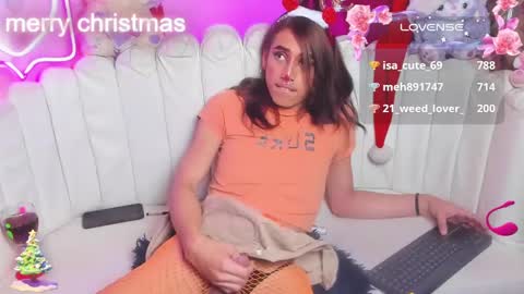 Snapshot of star_mor_ chatting on 12.18.24  estrellita online show from 12.18.24