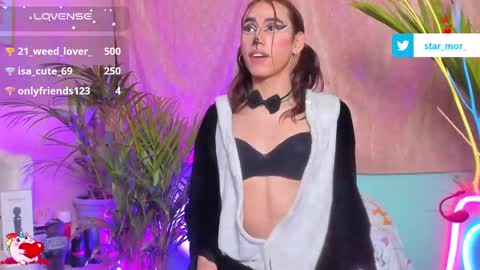 Snapshot of star_mor_ chatting on 01.24.25  estrellita online show from 01.24.25