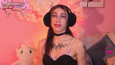 Snapshot of star_mor_ chatting on 09.11.25  estrellita online show from 09.11.25