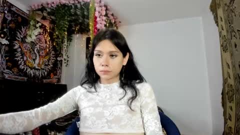 Snapshot of starmoonly chatting on 03.02.25 starmoonly online show from 03.02.25