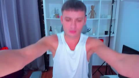 Snapshot of stashott69 chatting on 09.11.25 STAS online show from 09.11.25