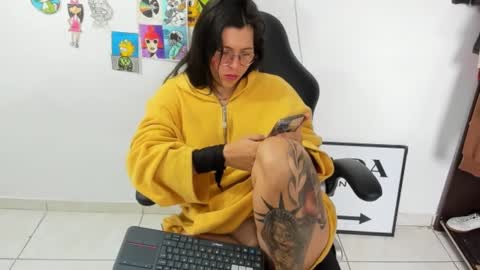 Snapshot of stefan_litleee chatting on 02.19.25 julieth-cancer online show from 02.19.25