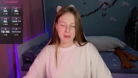 Snapshot of stefaniyaaa chatting on 09.10.25 stefa online show from 09.10.25