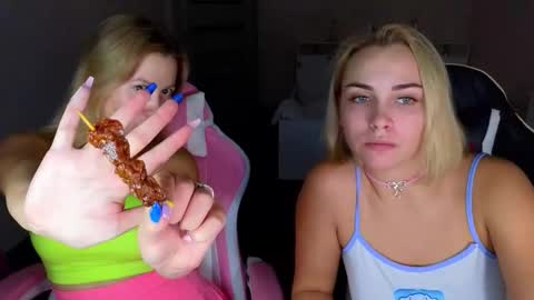 stefany_and_bettany online show from 09.25.25