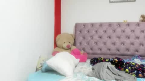 stefany_andruw online show from 10.04.25